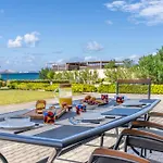 Sandoa - Beachfront Appartement Minia