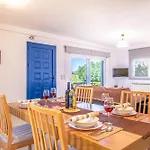 Sandoa - Beachfront Appartement Minia