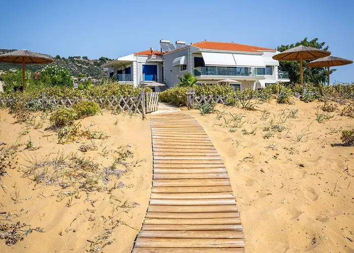 Sandoa - Beachfront * Minia