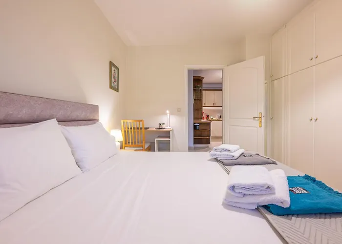 Apartment Sandoa - Beachfront Minia