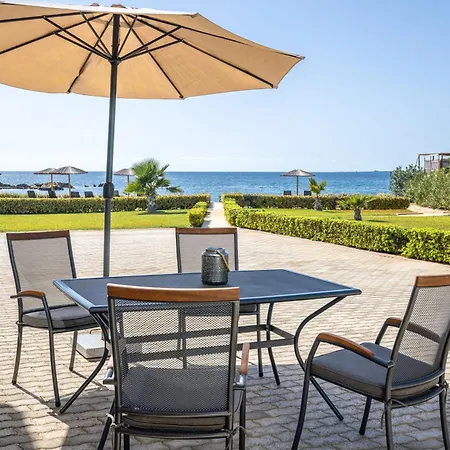 Sandoa - Beachfront شقة Minia